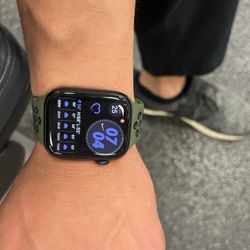 Apple Watch Series 9 45mm