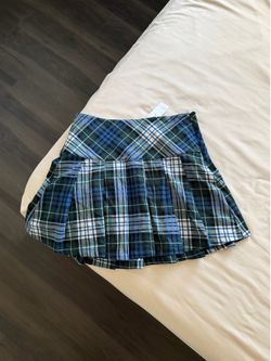 Women’s American eagle plaid skirt
