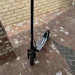 Long-lasting electric scooter