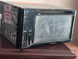 Pioneer AVH-P3200DVD Double DIN Receiver (Works)