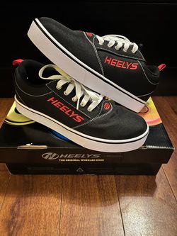 Heelys Wheeled  Shoe Pro 20s