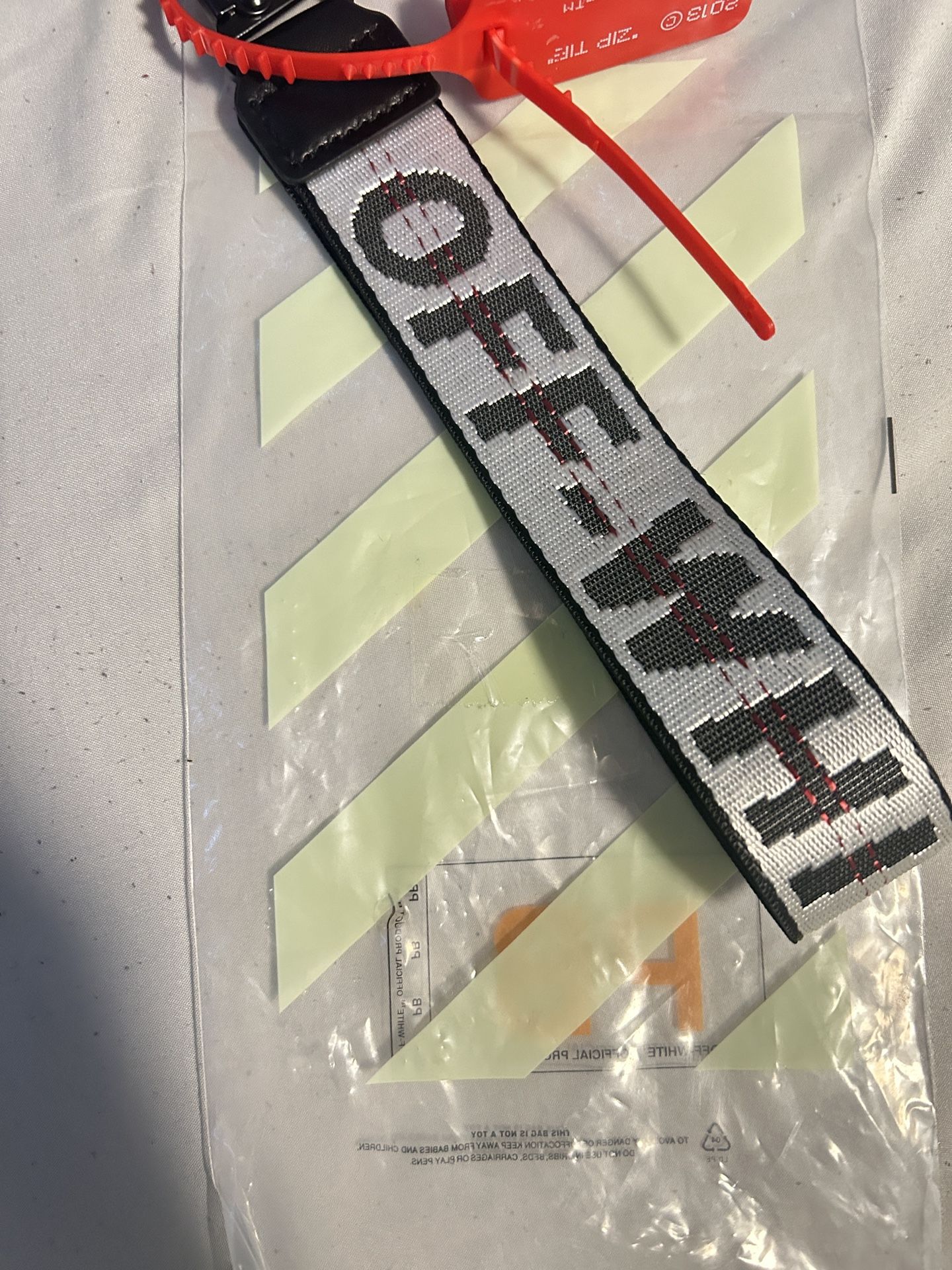 Off White Keychain 