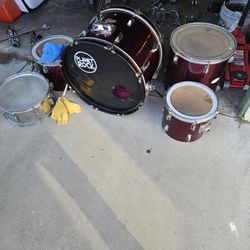 Acclaim Drum 5 Piece Kit