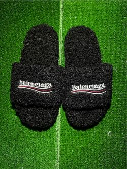 Balenciaga fur slides