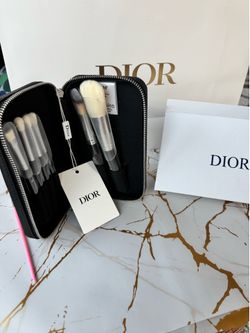 Makeup brushes bro has de Maquillaje new in box with case amazing