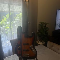 Fender Squier Bass