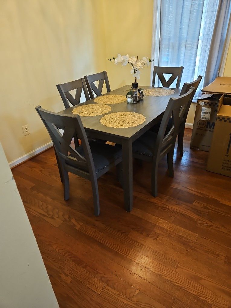 Dining Table With 6 Chairs 