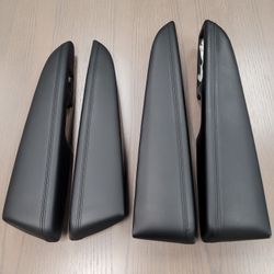 2014- 2021 Jeep Grand Cherokee Armrests 