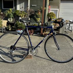 Trek 470 Fast Track Road Bicycle Shimano RSX, 22” Steel Frame