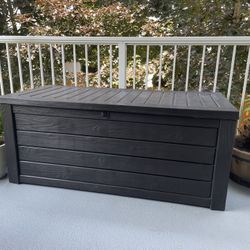 Outdoor Storage Deck Box