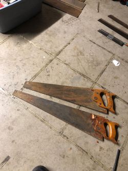 2 disston hand saws coarse n fine blades antique vintage rare hard to find