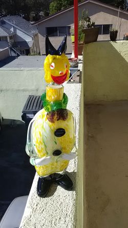 Glass clown