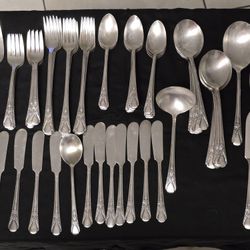 70pc. WM Rogers Mfg Co Extra Plate Original Rogers Silverplate