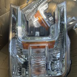 2018-2020 Ford F150 Halogen Left Side Headlight Assembly OEM JL34-13006-AH