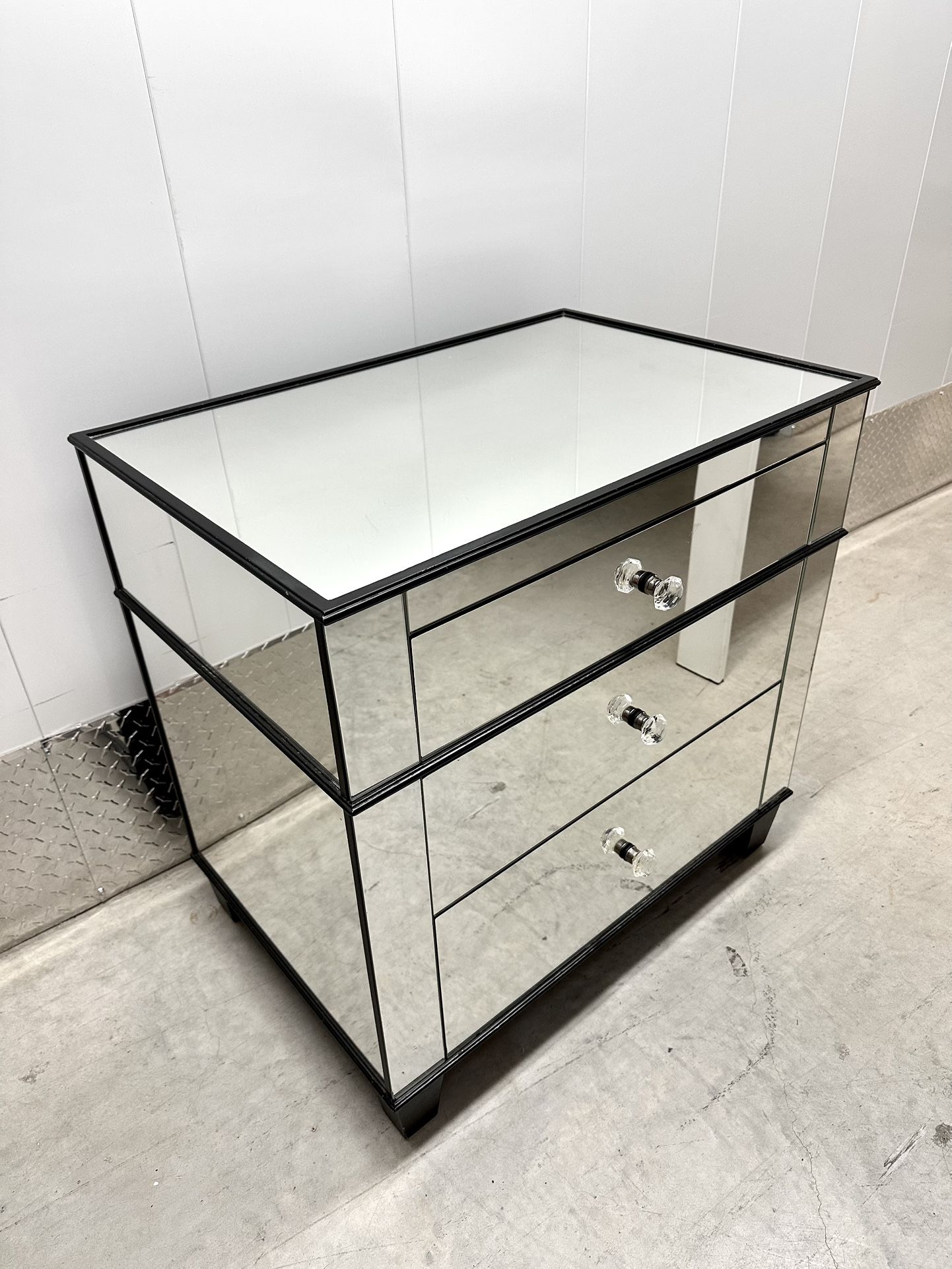 Bassett Mirror Chelsea Mirrored Nightstand