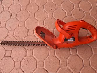 Black & Decker Hedge Trimmer