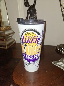 Los Angeles Lakers Travel https://offerup.com/redirect/?o=VHVtYmxlci5OZXc=