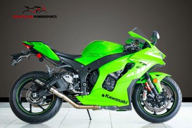 2024 Kawasaki Ninja ZX-10 RR