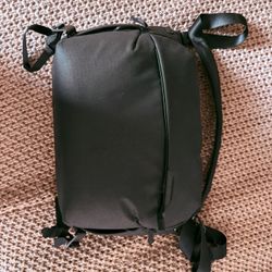 Peak Design 10L Sling (Black)