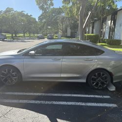 2015 Chrysler 200s