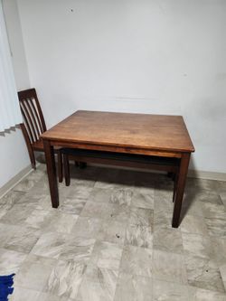 Dinner table 15 dollars