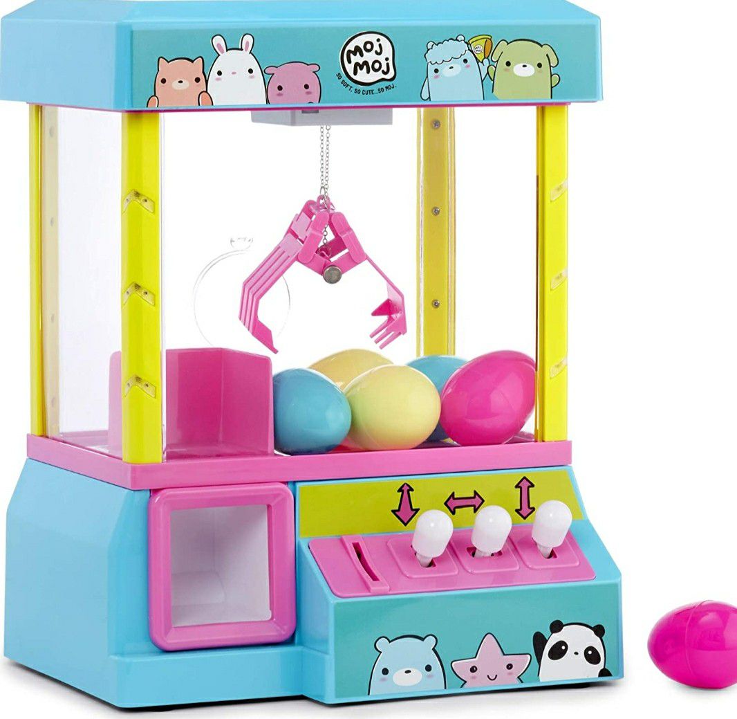 Brand new kids Claw Machine With Toys
