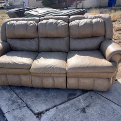 Free Couch 