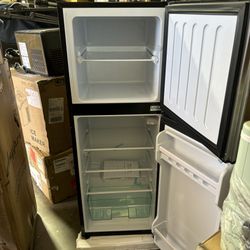 Mini Fridge With Freezer, 4.8 Cu. Ft.Refrigerator With 2 Doors, Apartment Size Refrigerator with Freezer Combo for Bedroom, Office, Kitchen, Apartment