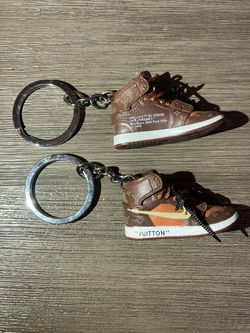 Mini Sneaker Keychain Nike Jordan High Louis Vuitton Off-White for Sale in  Los Angeles, CA - OfferUp