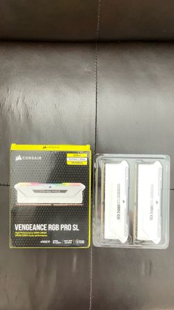 CORSAIR Vengeance RGB PRO SL DDR4 RAM 32GB