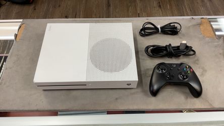 Xbox One S 500GB COMPLETE CONSOLE