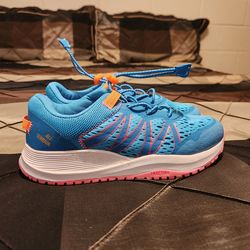 Little  girls  shoes