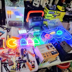 Unique Gifts 1 STOP. READ DETAILS 