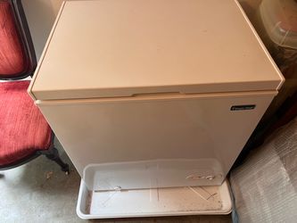 Magic Chef Chest Freezer White