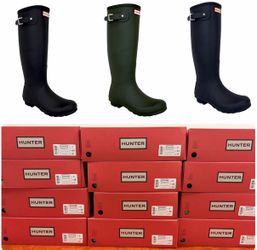 HUGE SALE! Hunter Women's Original Tall Rain Boot Available In 3 Colors And Sizes 7-11 Brand New In Box Only $39.99!
