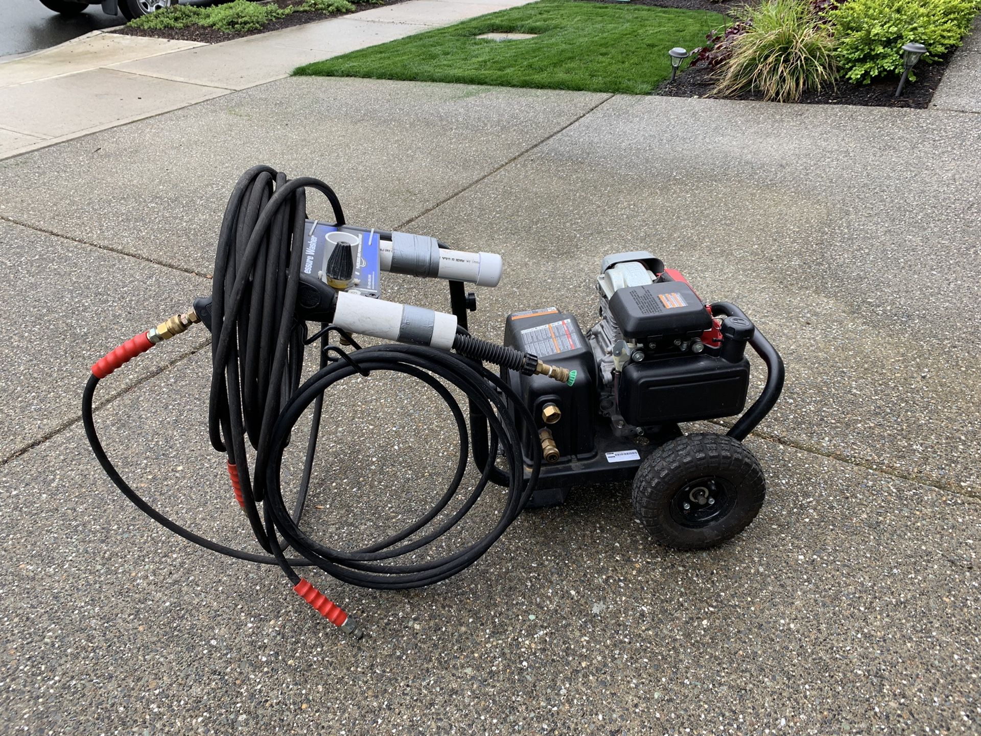 Devilbiss Excell XR2500 Pressure Washer for Sale in Woodinville, WA