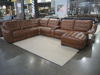Moto Motion Ferndale 7-Pc Cognac Leather Power Reclining Sectional w/ Chaise