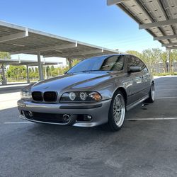 2002 BMW 540i