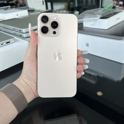 Apple iPhone 16 Pro Max 256GB! Unlocked to any company! 90 day warranty! We offer financing!