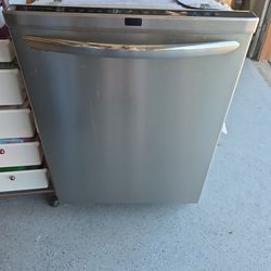 Frigidaire Dishwasher