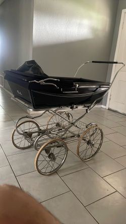 Vintage carriage stroller