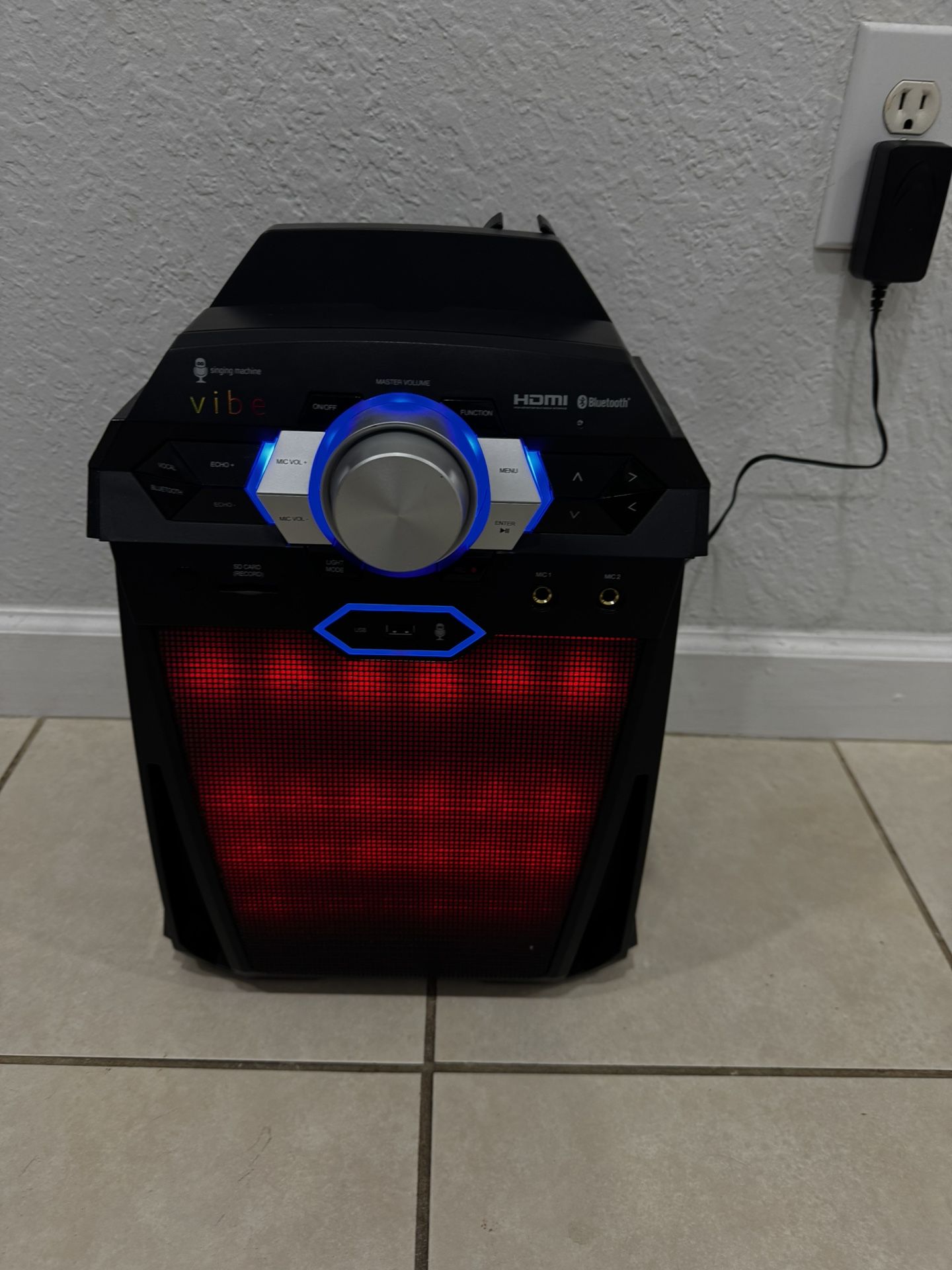 Singing Machine Vibe Model Sdl366. Good Condition