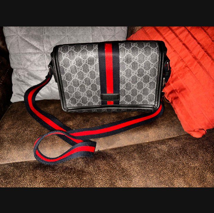 Gucci Crossbody Messenger Bag