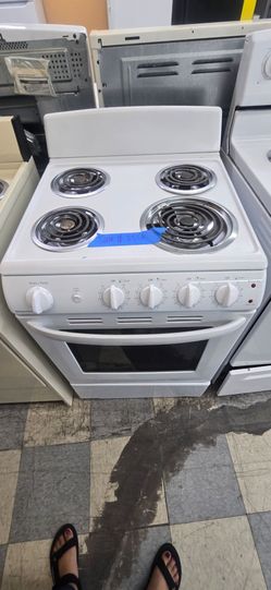 Hotpoint electric stove" 23 1/2" white