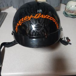 Ladies Harley Davidson Helmet 