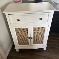 Charming Sideboard Cabinet 