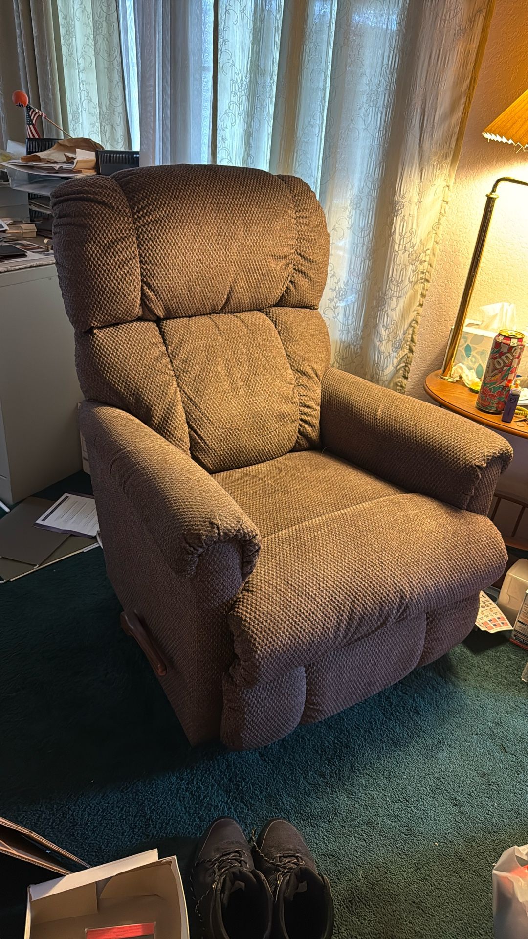 Brown Recliner Chair – Super Comfortable! 🌟