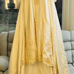 Vintage Elegant Wedding Gown