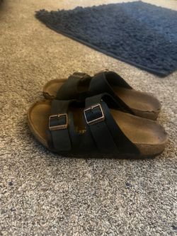 Boys shoes