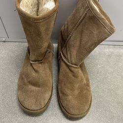 Xhiliration Women’s Ugg Looking Beige/Tan Snow Winter Casual Comfy Boots-Size 8